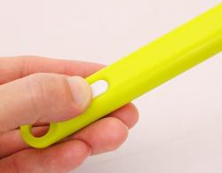 Dụng cụ cọ rửa bình nước cán dài Kokubo - Màu xanh/green_9