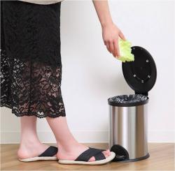 Thùng rác inox chân đạp Pearl Life Slim Pedal Pale 5L_5