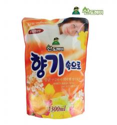 Nước xả mềm vải Sandokkaebi 1300ml - Freesia_2
