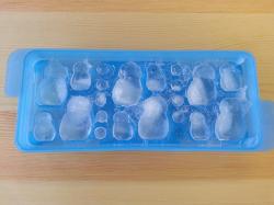 Khay làm đá hình người tuyết DeLijoy Families_7