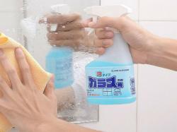 Chai xịt tẩy rửa kính dạng bọt Rocket 300ml_7