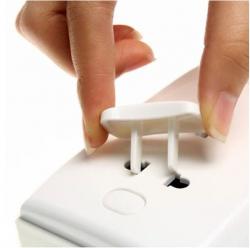 Bộ 8 kít bịt ổ cắm điện an toàn cho bé_2