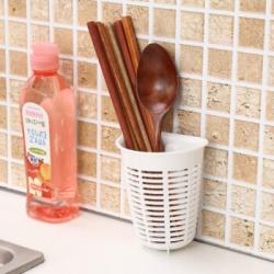 Giỏ treo tiện ích có núm hít chân không - Màu trắng_3