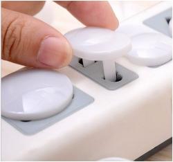 Bộ 12 kít bịt ổ cắm điện an toàn cho bé_4