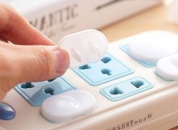 Bộ 12 kít bịt ổ cắm điện an toàn cho bé_5