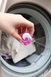 Túi 46 viên giặt xả Gelball Bold 3D - Màu hồng_6