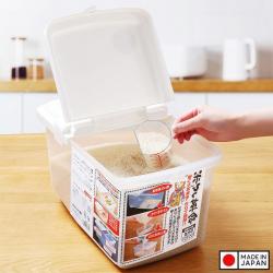 Thùng gạo có bánh xe, kèm cốc đong Inomata 5kg_5